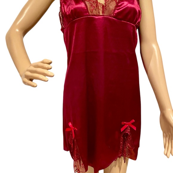 Sexy NWT maroon lace nightie & thong - Picture 6 of 15